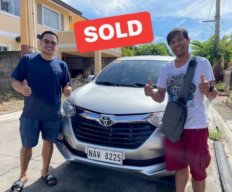 Silver Toyota Avanza photo