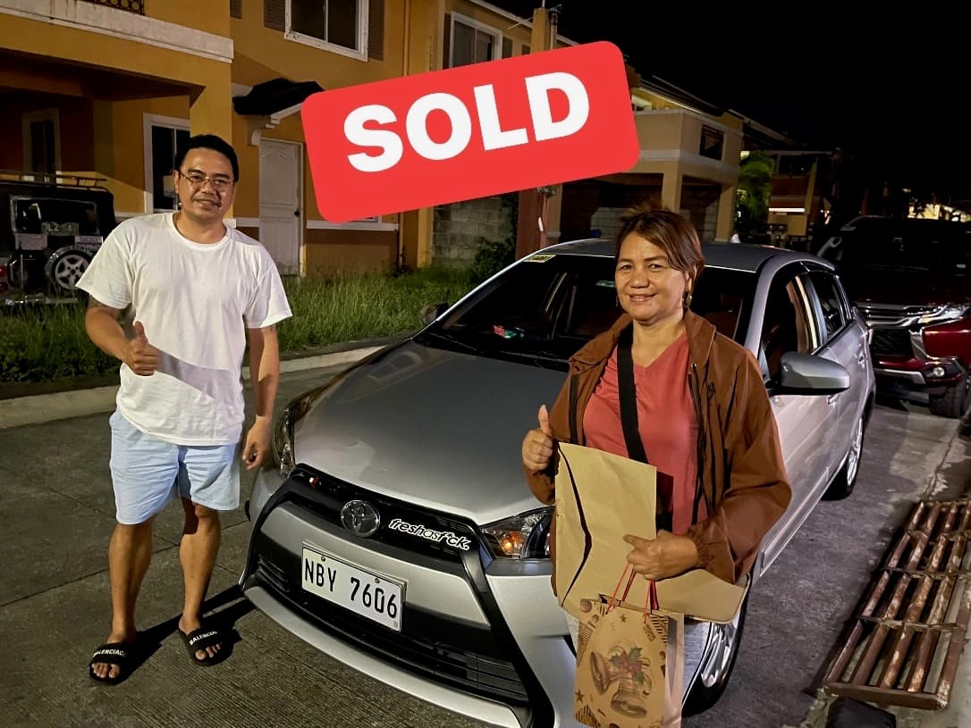 Gray Toyota Vios photo