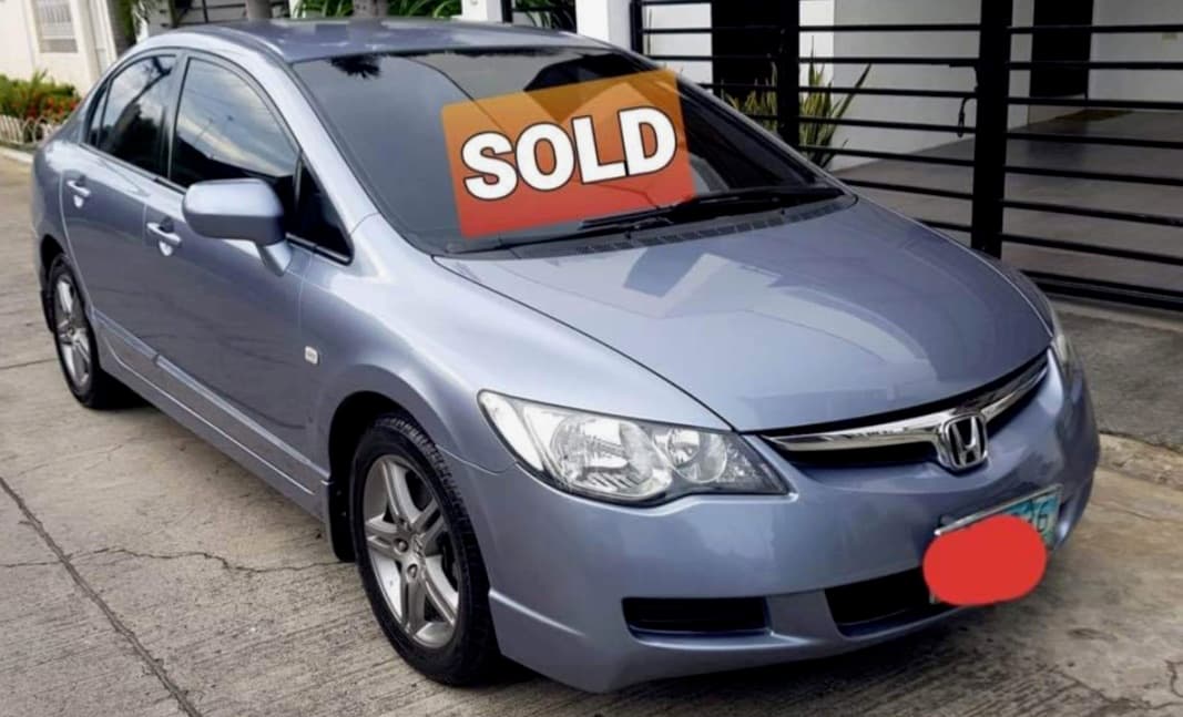 Gray Honda Civic photo